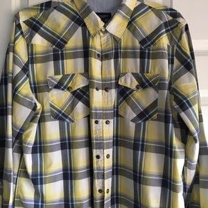 Men’s long sleeve shirt